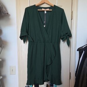 Elegant Green Wrap Dress